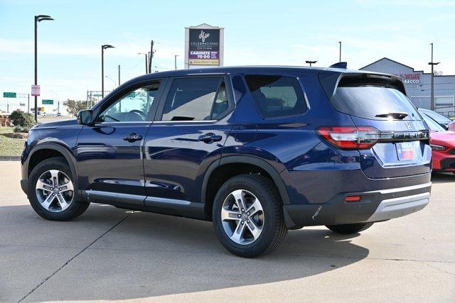 new 2025 Honda Pilot car, priced at $42,399