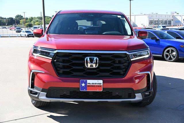 new 2025 Honda Pilot car, priced at $43,373