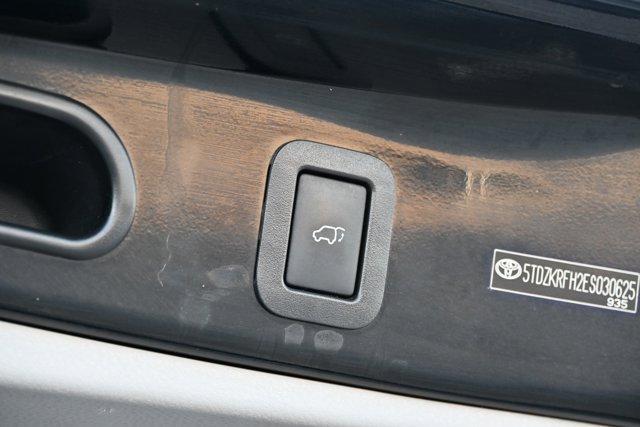 used 2014 Toyota Highlander car, priced at $13,595