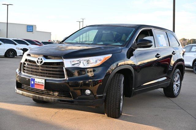 used 2014 Toyota Highlander car, priced at $13,595