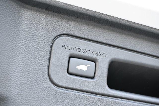 new 2025 Honda Pilot car, priced at $45,343