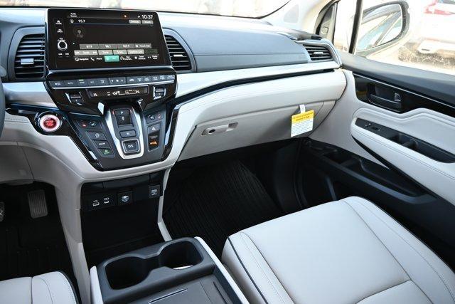 new 2026 Honda Odyssey car, priced at $45,434