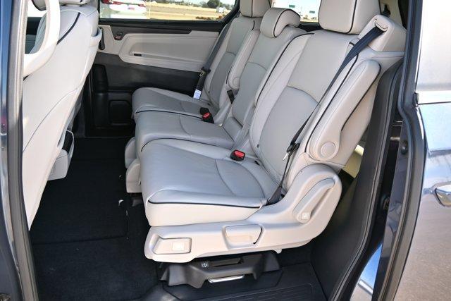 new 2026 Honda Odyssey car, priced at $45,434