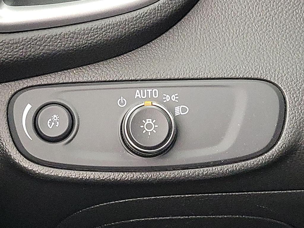 used 2021 Chevrolet Trax car, priced at $15,998