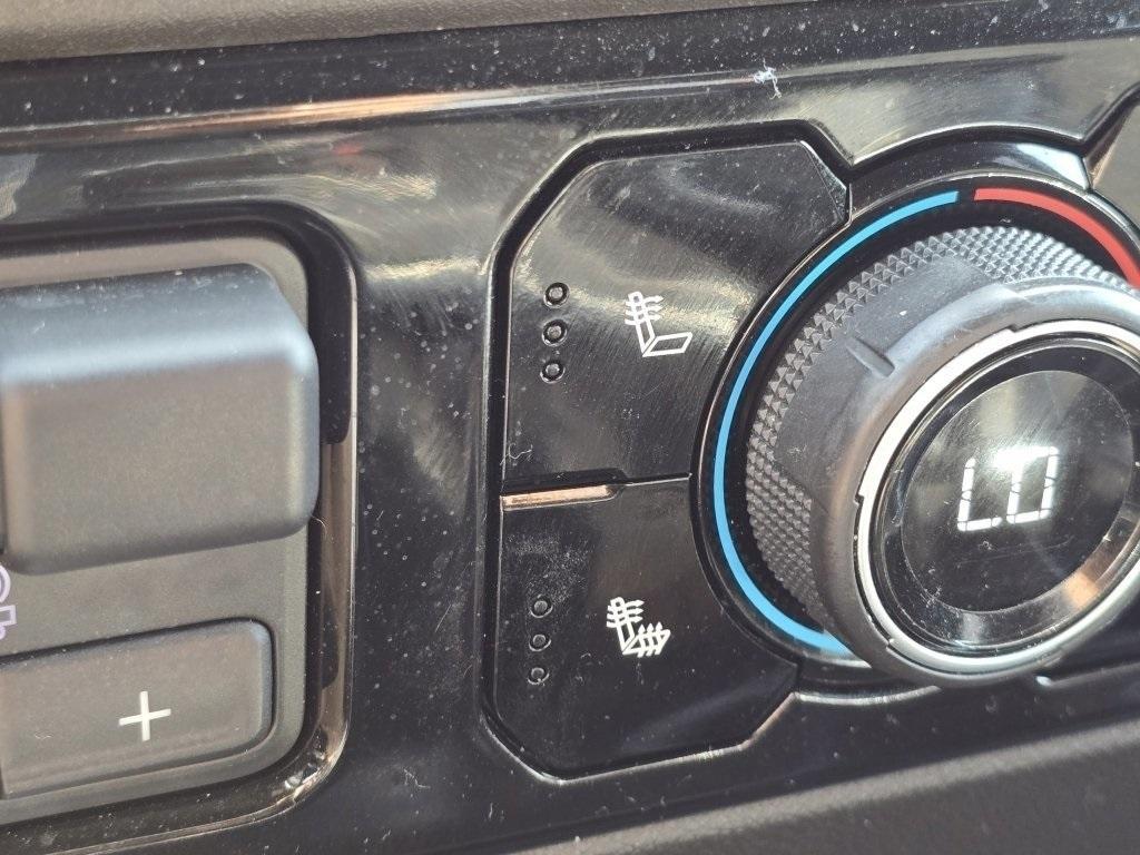 used 2022 Chevrolet Silverado 1500 car, priced at $30,980