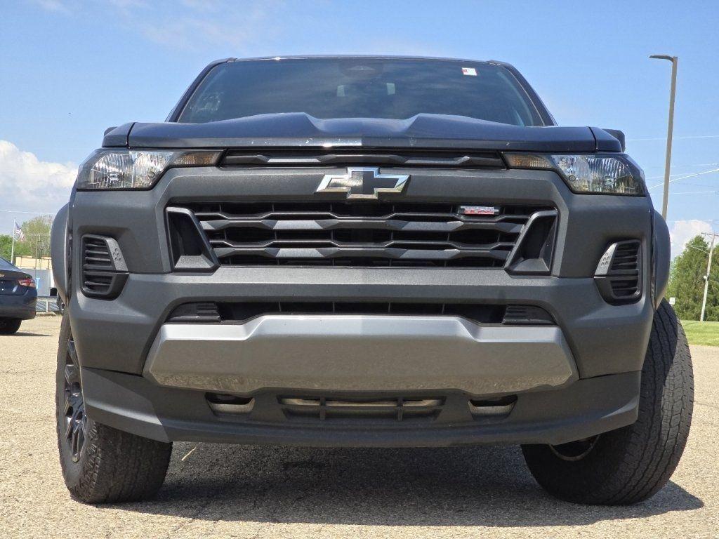 used 2024 Chevrolet Colorado car, priced at $32,372