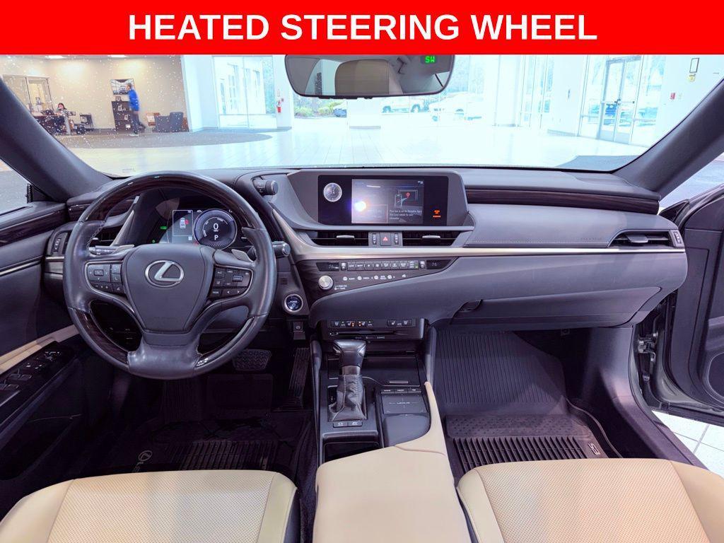 used 2021 Lexus ES 300h car, priced at $27,888