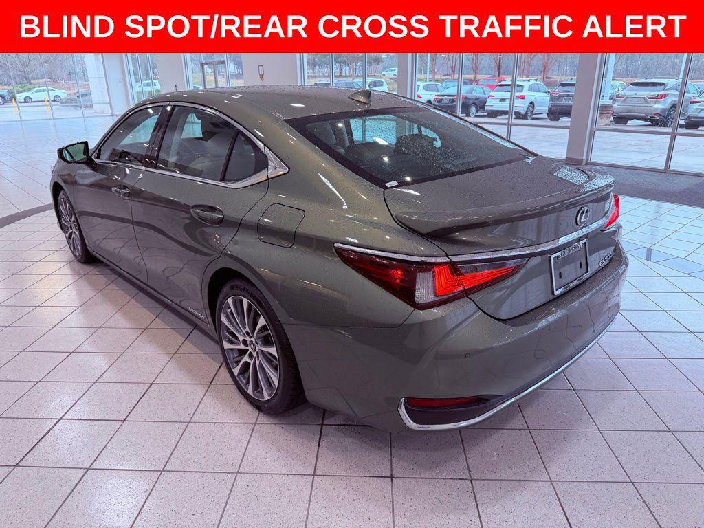 used 2021 Lexus ES 300h car, priced at $27,888