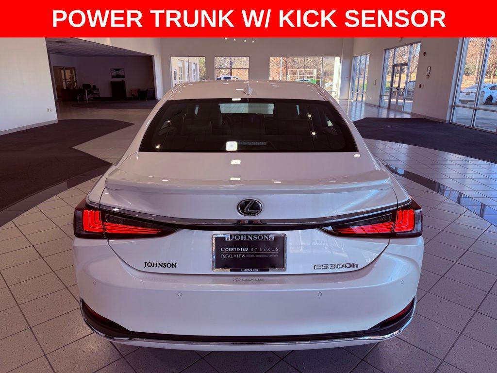 used 2025 Lexus ES 300h car, priced at $44,988