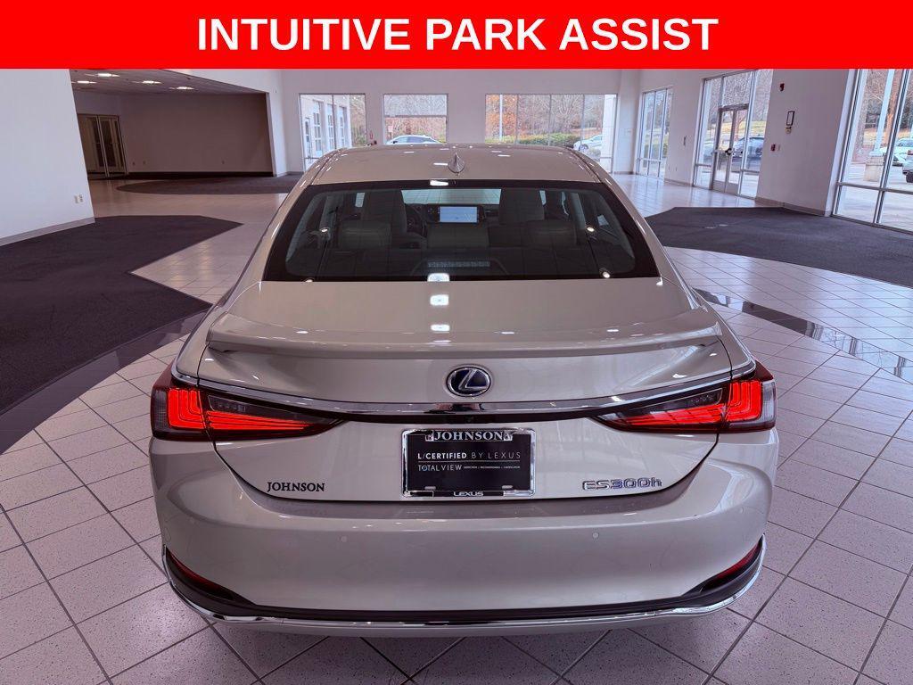 used 2020 Lexus ES 300h car, priced at $31,888