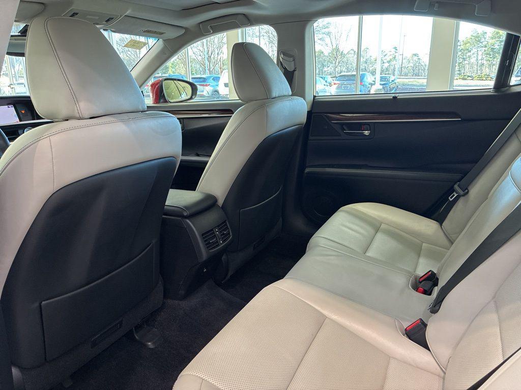used 2015 Lexus ES 350 car, priced at $17,988