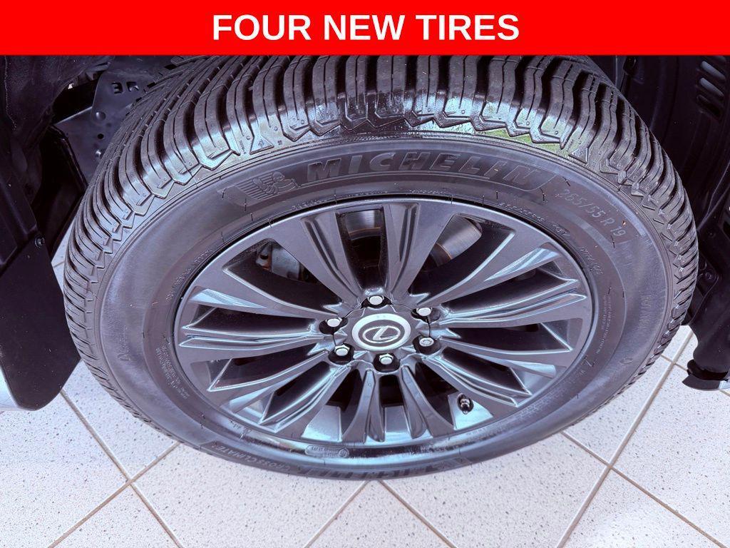 used 2023 Lexus GX 460 car, priced at $58,988