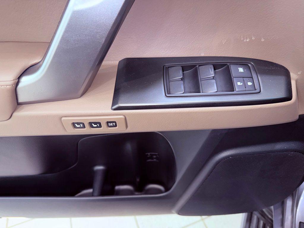 used 2023 Lexus GX 460 car, priced at $58,988