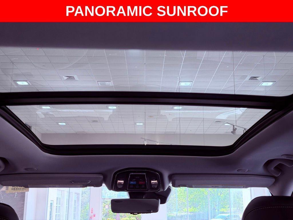 used 2022 Jeep Grand Cherokee 4xe car, priced at $26,388