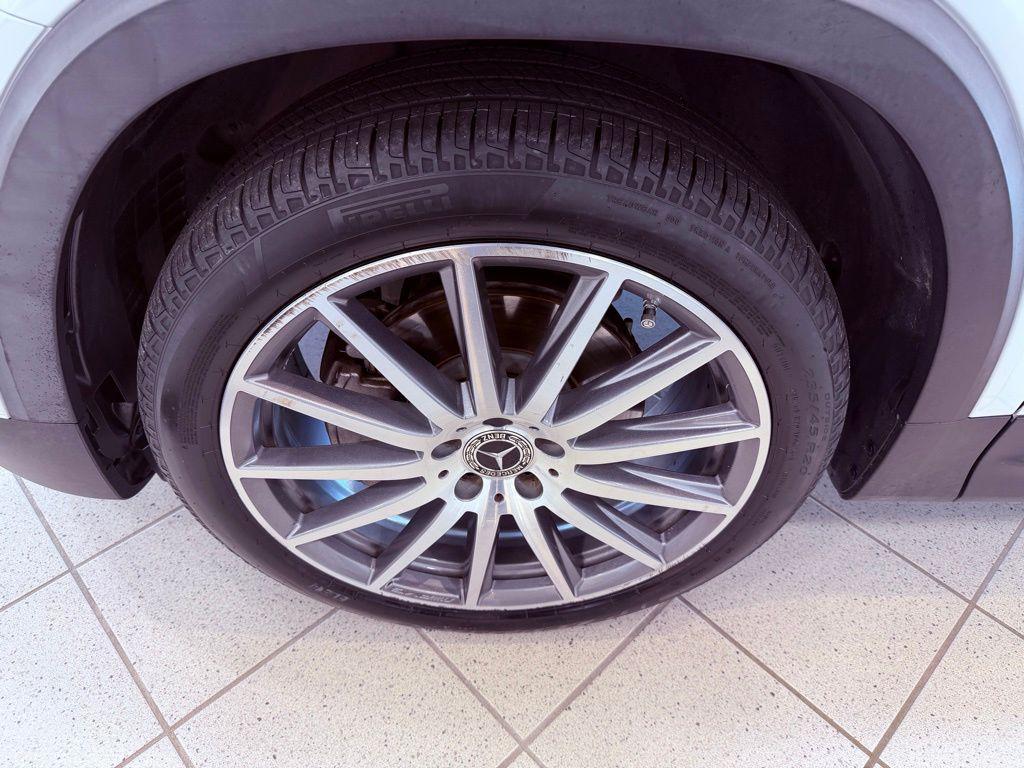 used 2022 Mercedes-Benz GLB 250 car, priced at $28,888