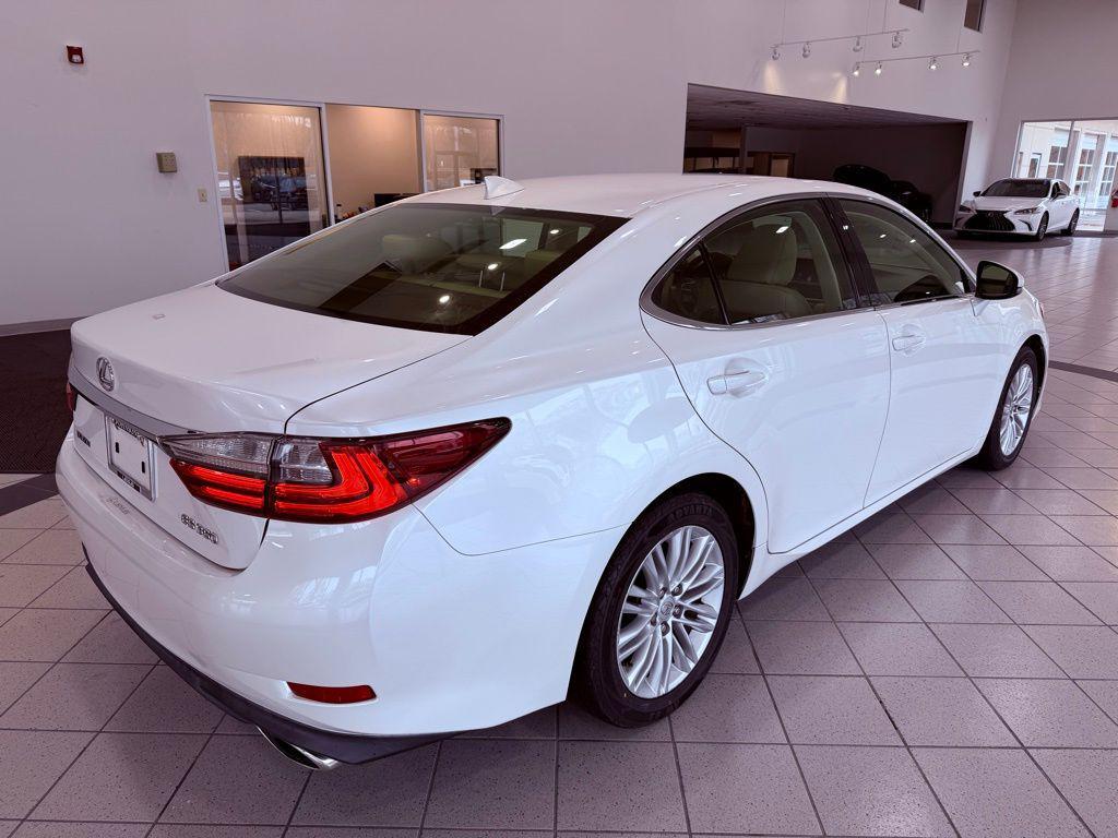 used 2016 Lexus ES 350 car, priced at $17,988