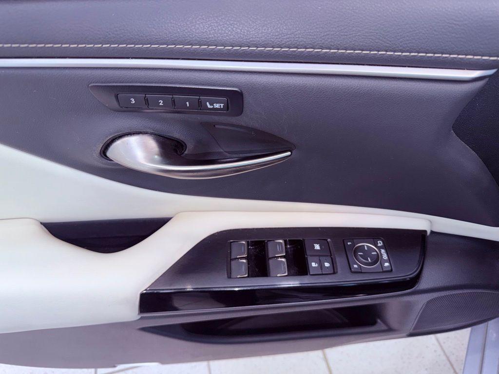 used 2024 Lexus ES 350 car, priced at $42,888