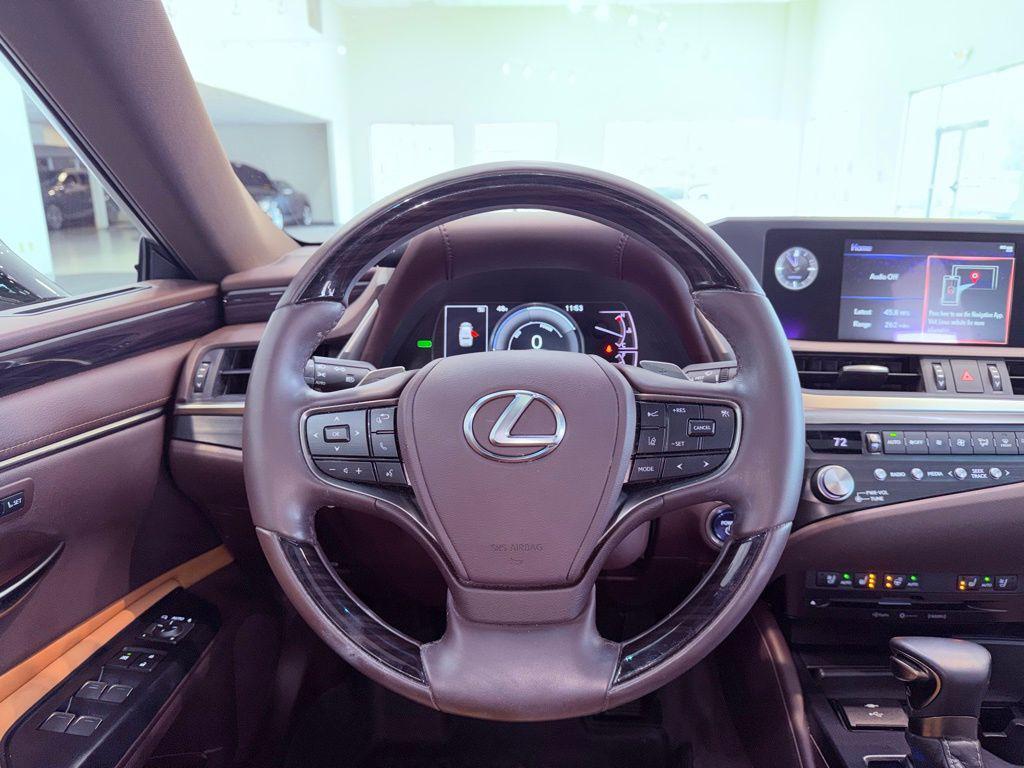 used 2021 Lexus ES 300h car, priced at $33,488