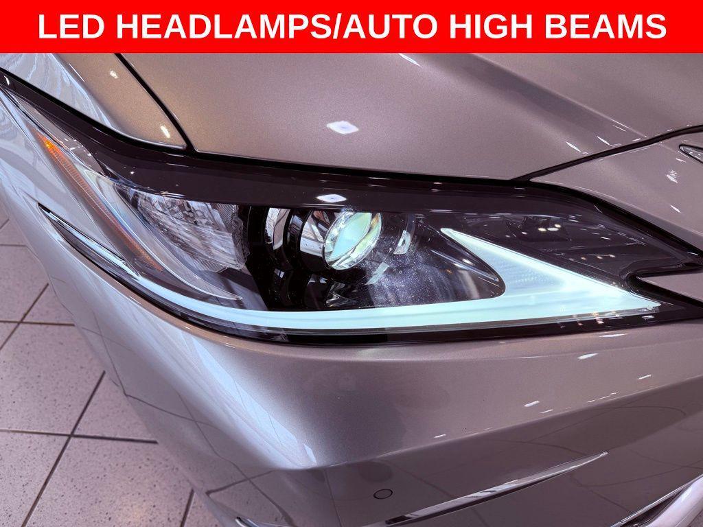 used 2021 Lexus ES 300h car, priced at $33,488