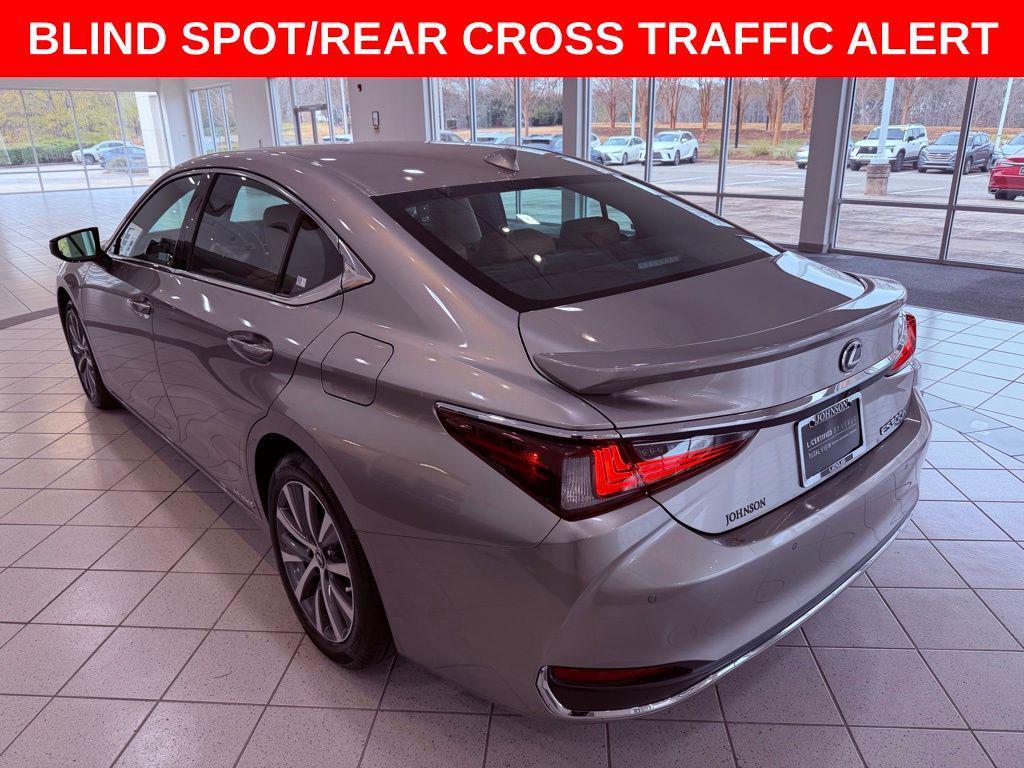 used 2021 Lexus ES 300h car, priced at $33,488