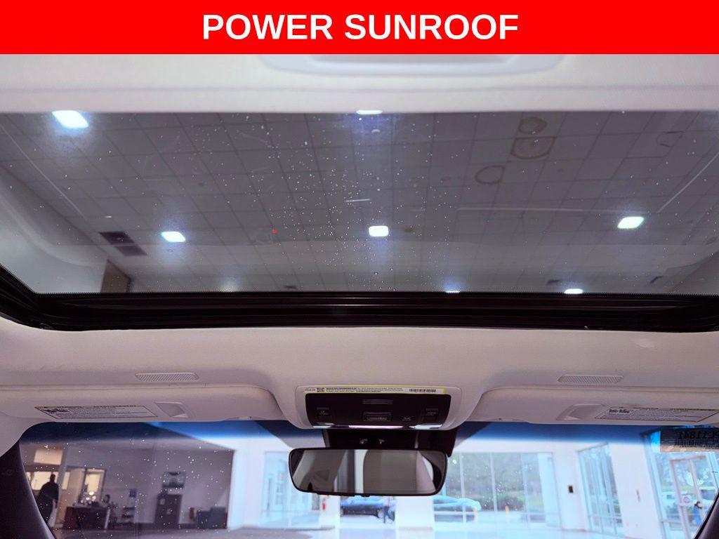 used 2025 Lexus ES 300h car, priced at $44,888