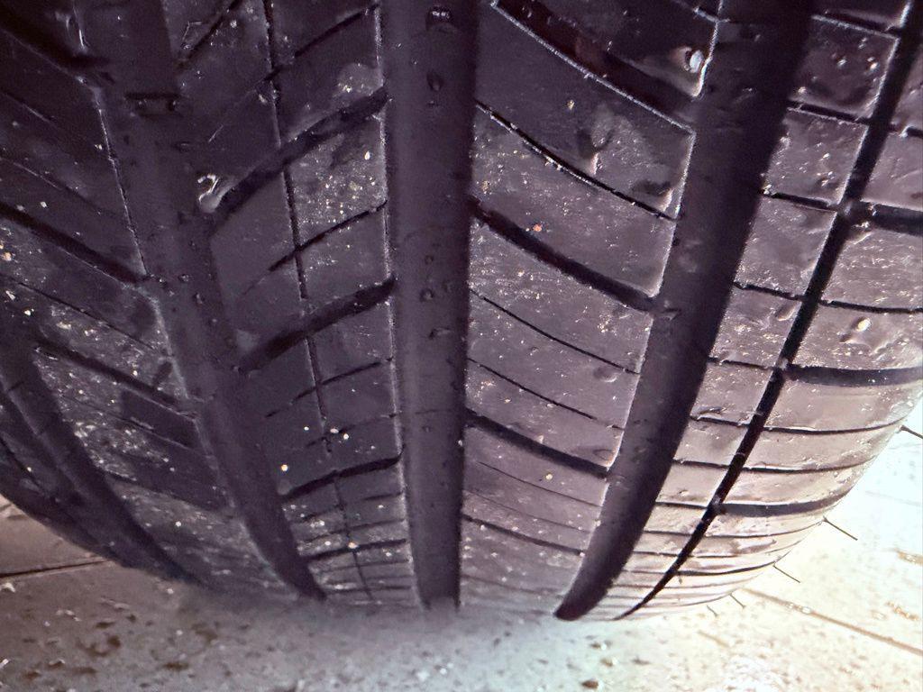 used 2025 Lexus ES 300h car, priced at $44,888