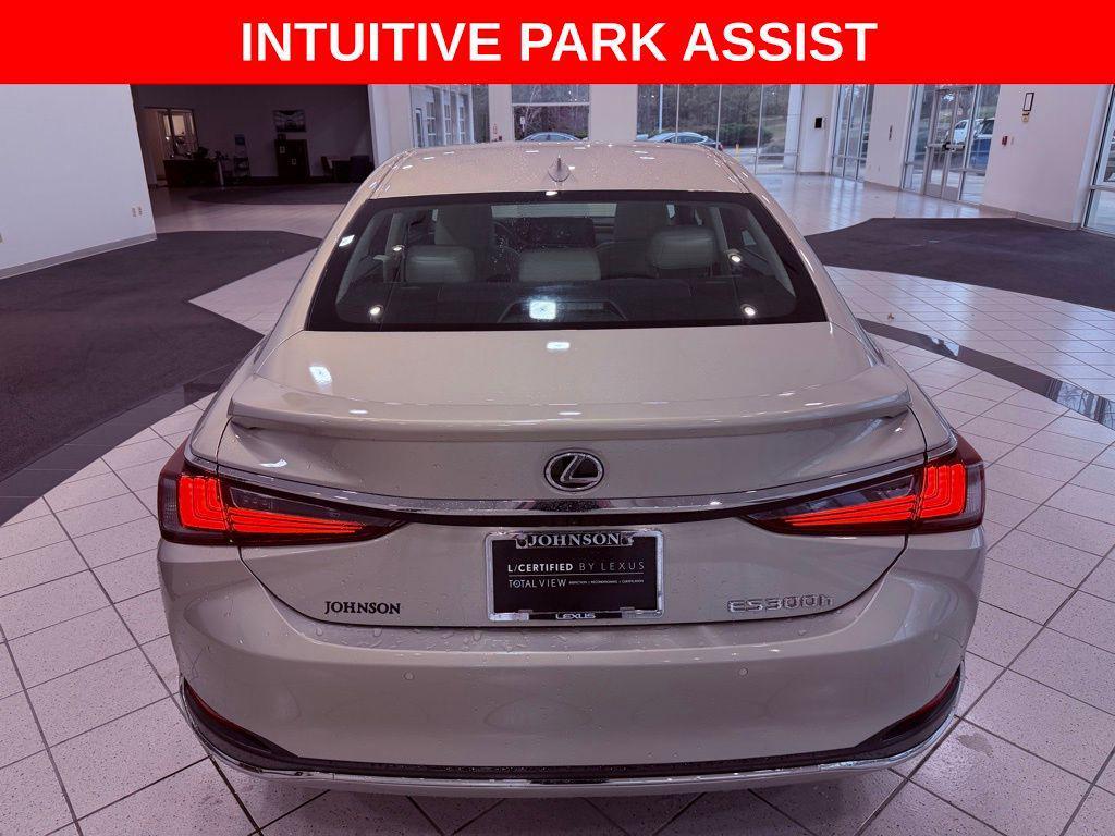 used 2025 Lexus ES 300h car, priced at $44,888