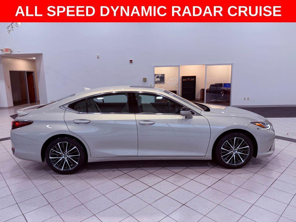 used 2025 Lexus ES 300h car, priced at $44,888