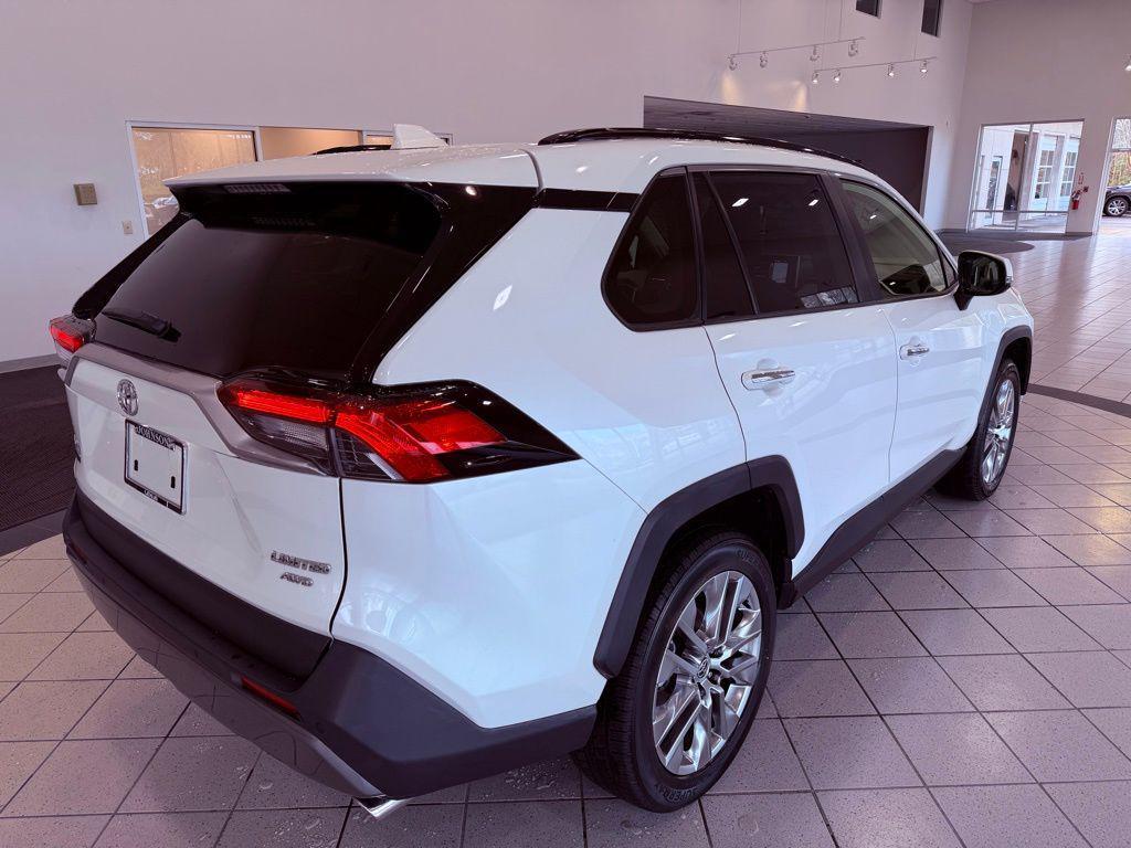 used 2020 Toyota RAV4 car, priced at $28,888