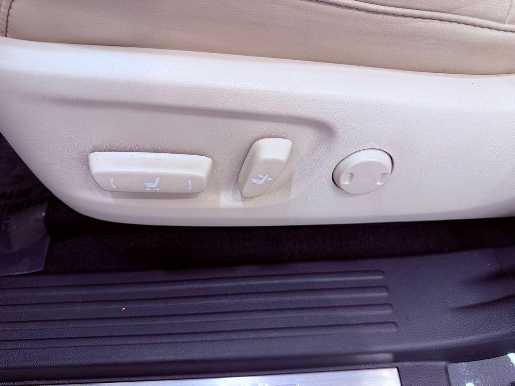 used 2023 Lexus GX 460 car, priced at $58,786
