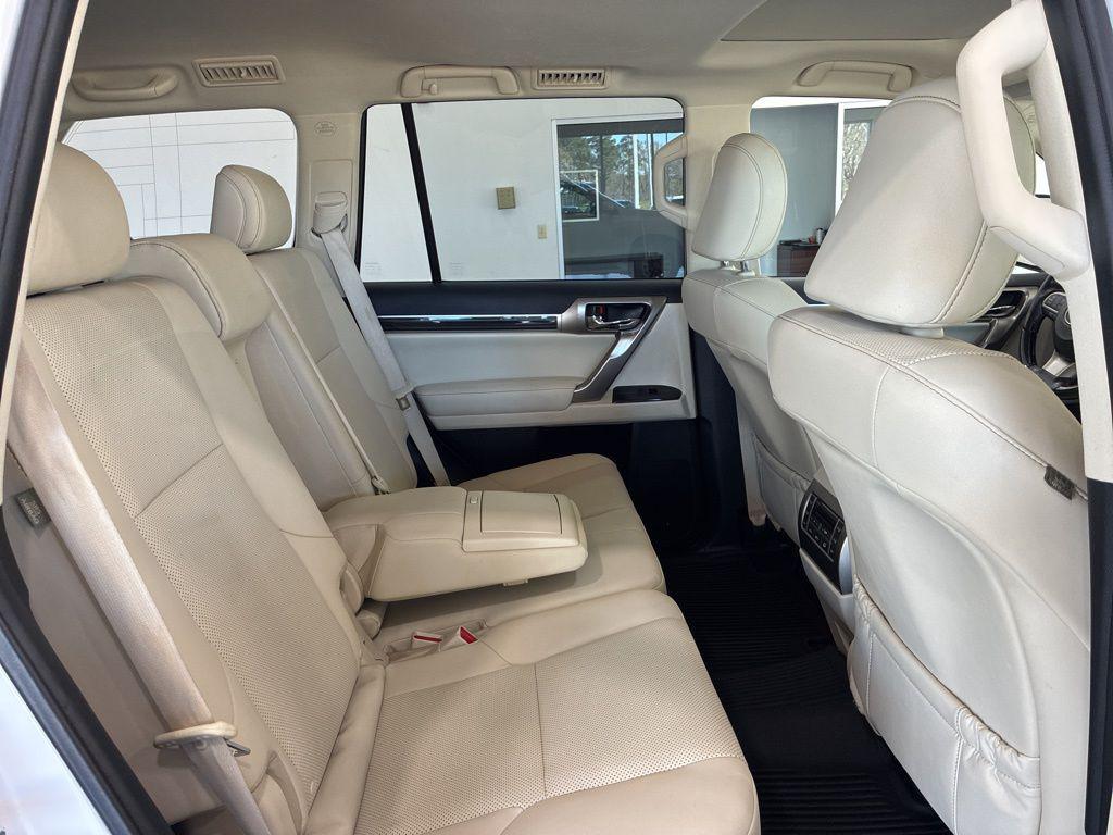 used 2021 Lexus GX 460 car, priced at $38,988