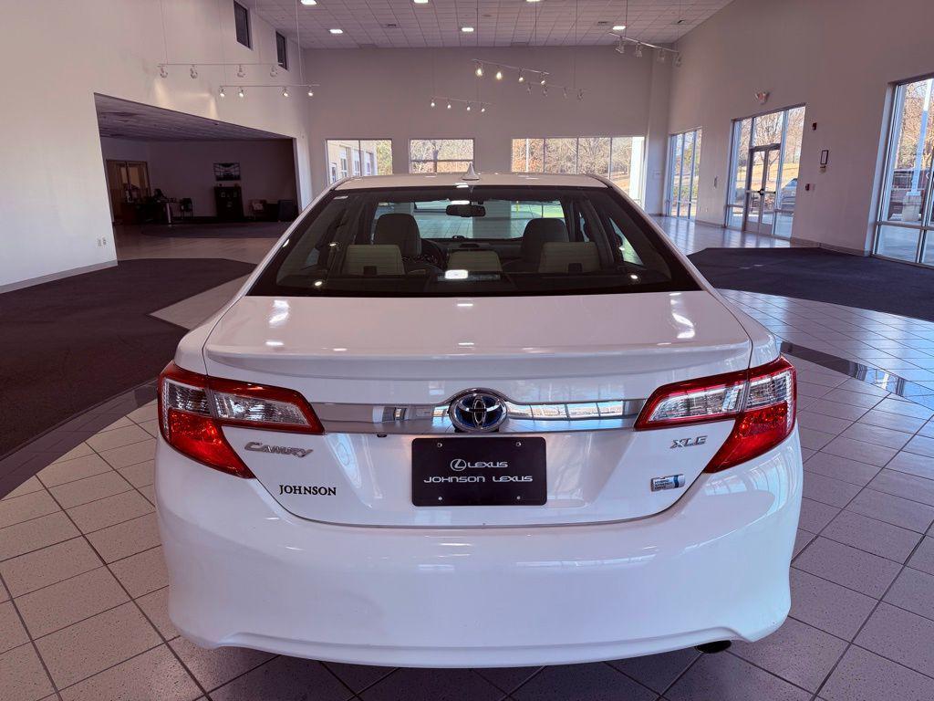 used 2013 Toyota Camry Hybrid car, priced at $9,888