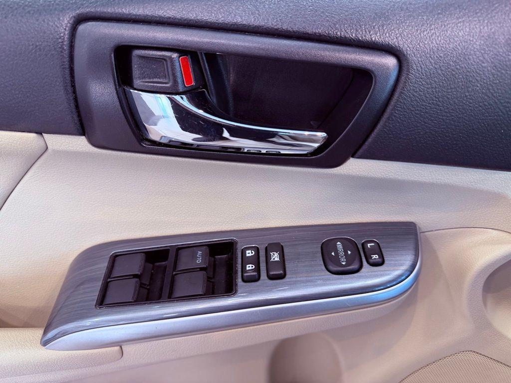 used 2013 Toyota Camry Hybrid car, priced at $9,888