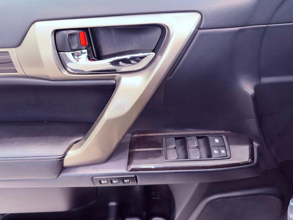 used 2021 Lexus GX 460 car, priced at $48,286