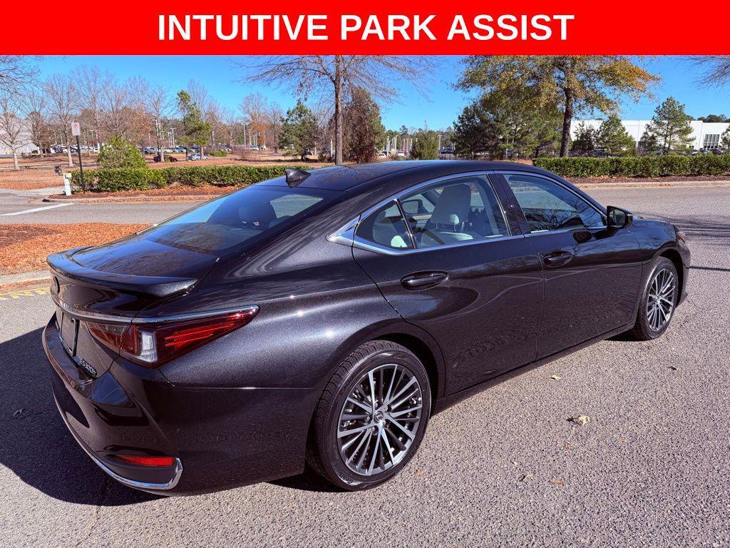 used 2025 Lexus ES 300h car, priced at $42,488