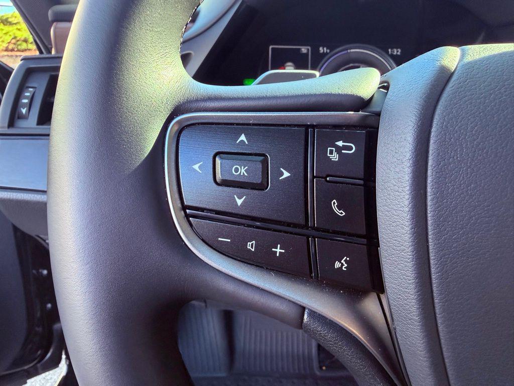 used 2025 Lexus ES 300h car, priced at $42,488