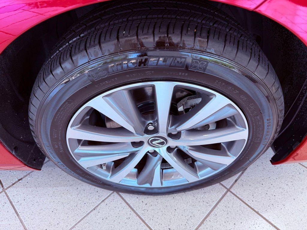 used 2021 Lexus ES 350 car, priced at $33,887