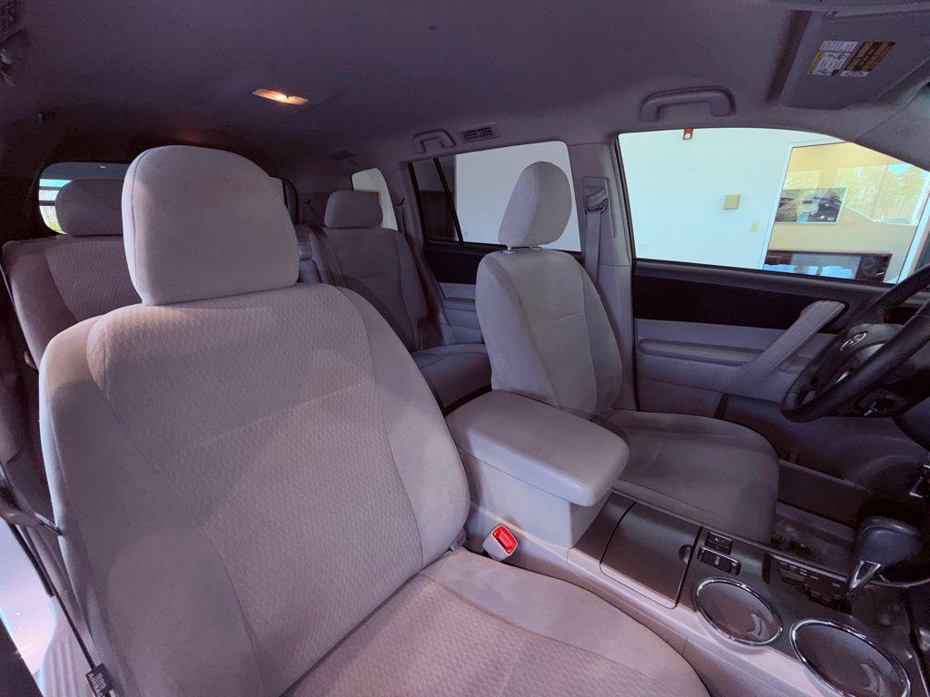 used 2010 Toyota Highlander car, priced at $11,888