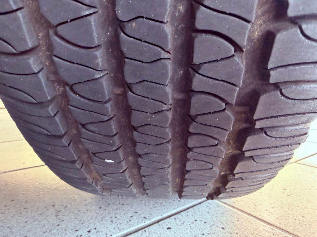 used 2010 Toyota Highlander car, priced at $11,888