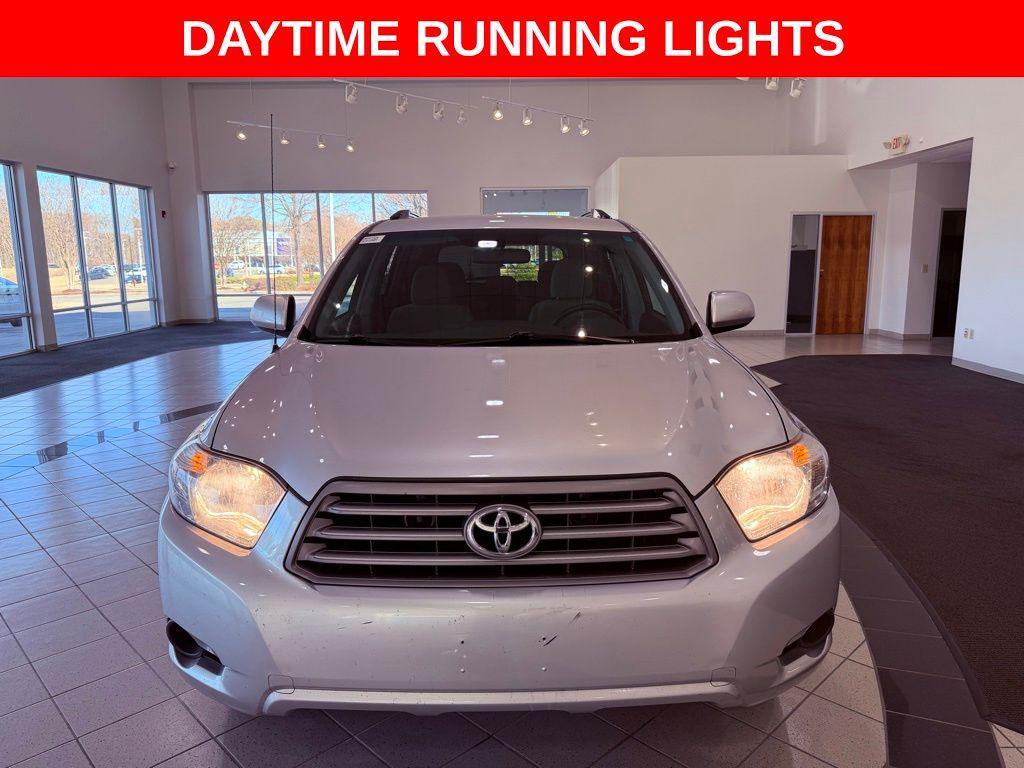 used 2010 Toyota Highlander car, priced at $11,888