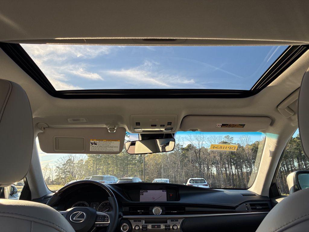 used 2016 Lexus ES 350 car, priced at $22,988