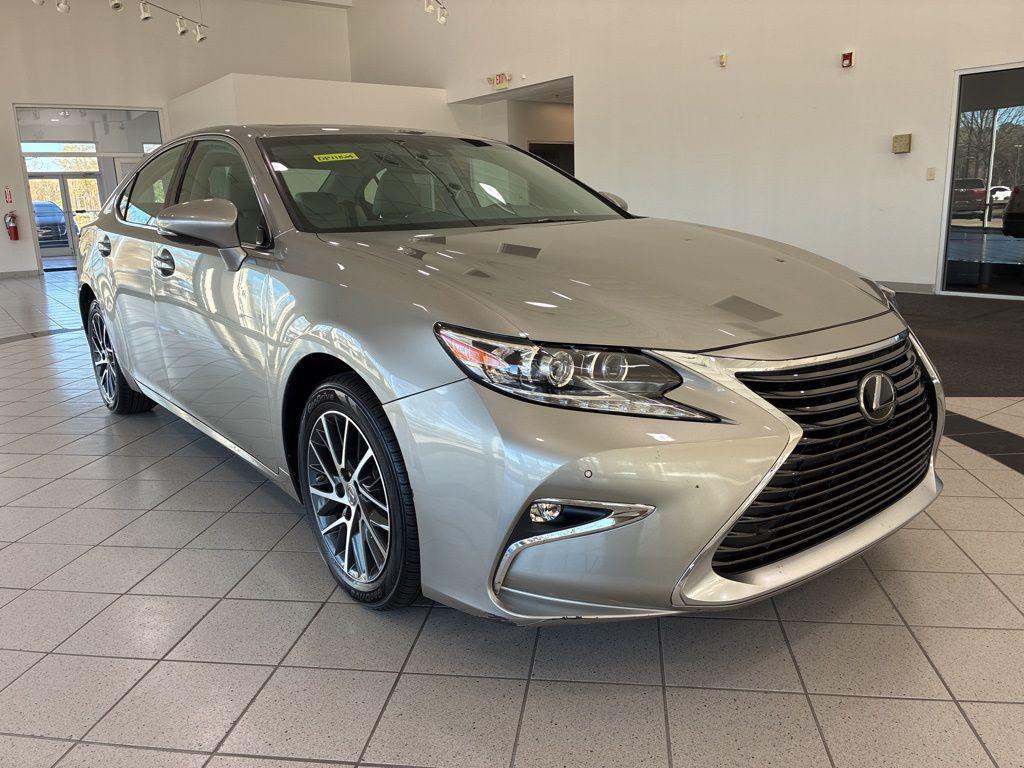 used 2016 Lexus ES 350 car, priced at $22,988
