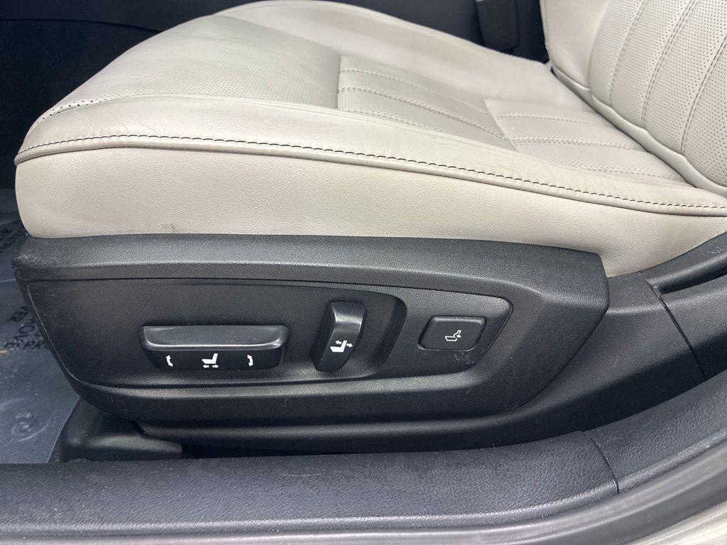 used 2016 Lexus ES 350 car, priced at $22,988