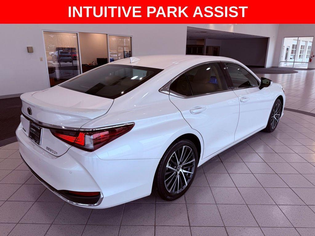 used 2025 Lexus ES 300h car, priced at $45,488