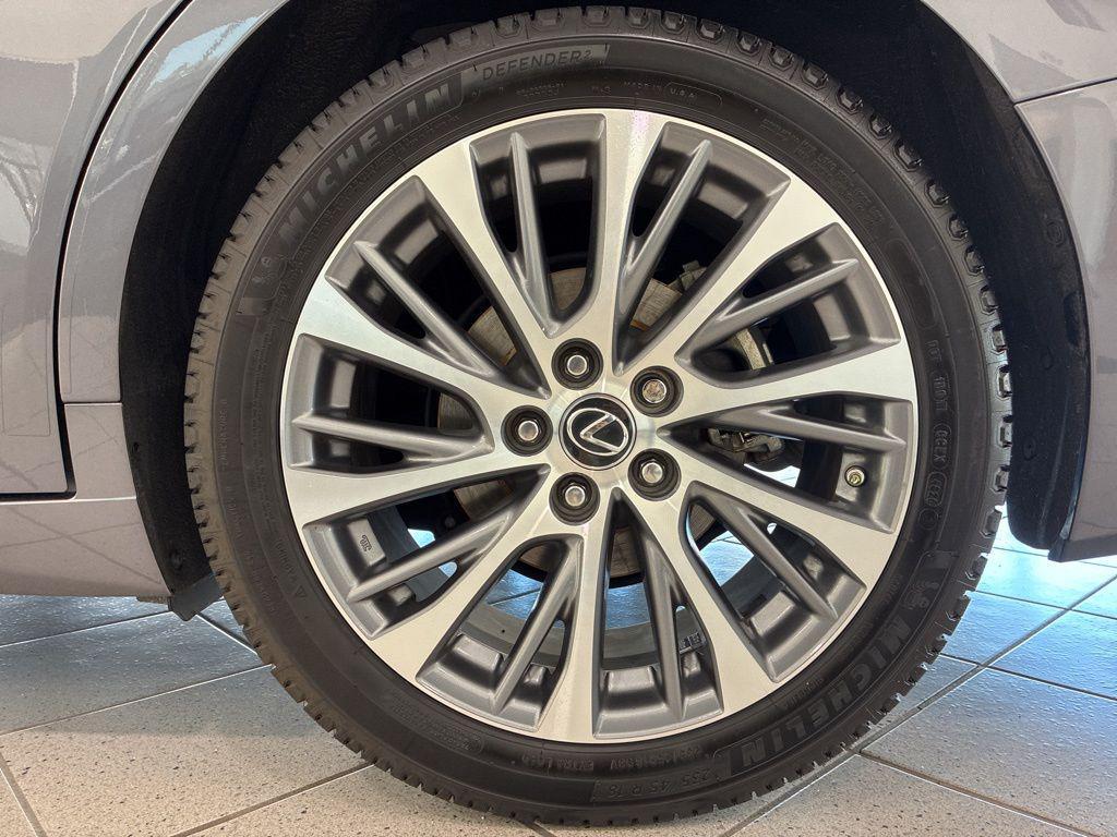 used 2021 Lexus ES 350 car, priced at $30,888