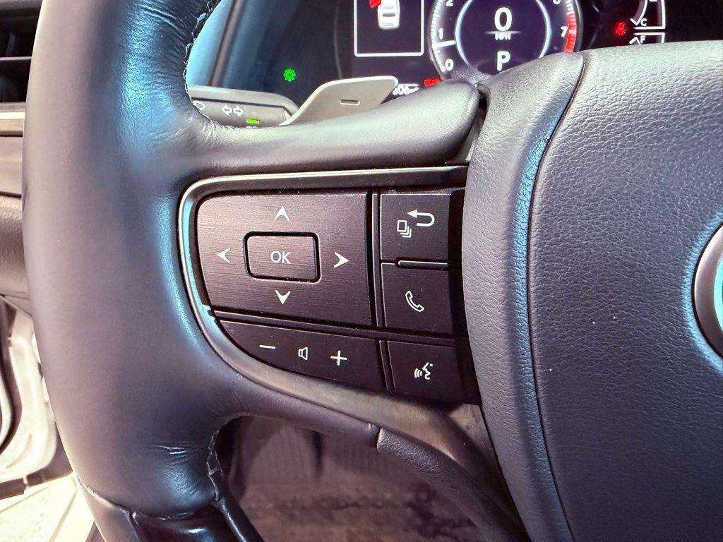 used 2019 Lexus ES 350 car, priced at $27,988