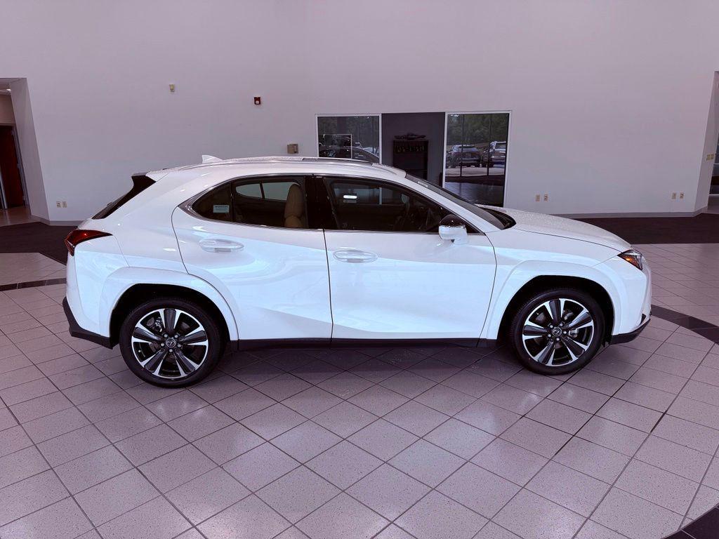 used 2025 Lexus UX 300h car, priced at $40,786