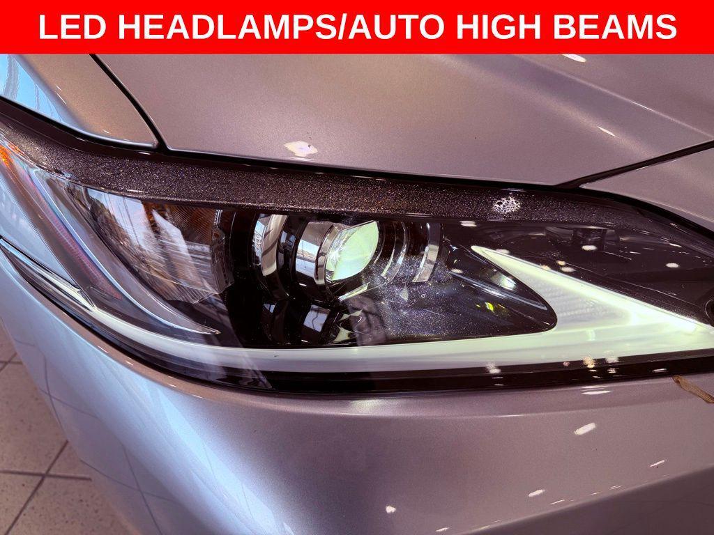 used 2025 Lexus ES 300h car, priced at $43,888