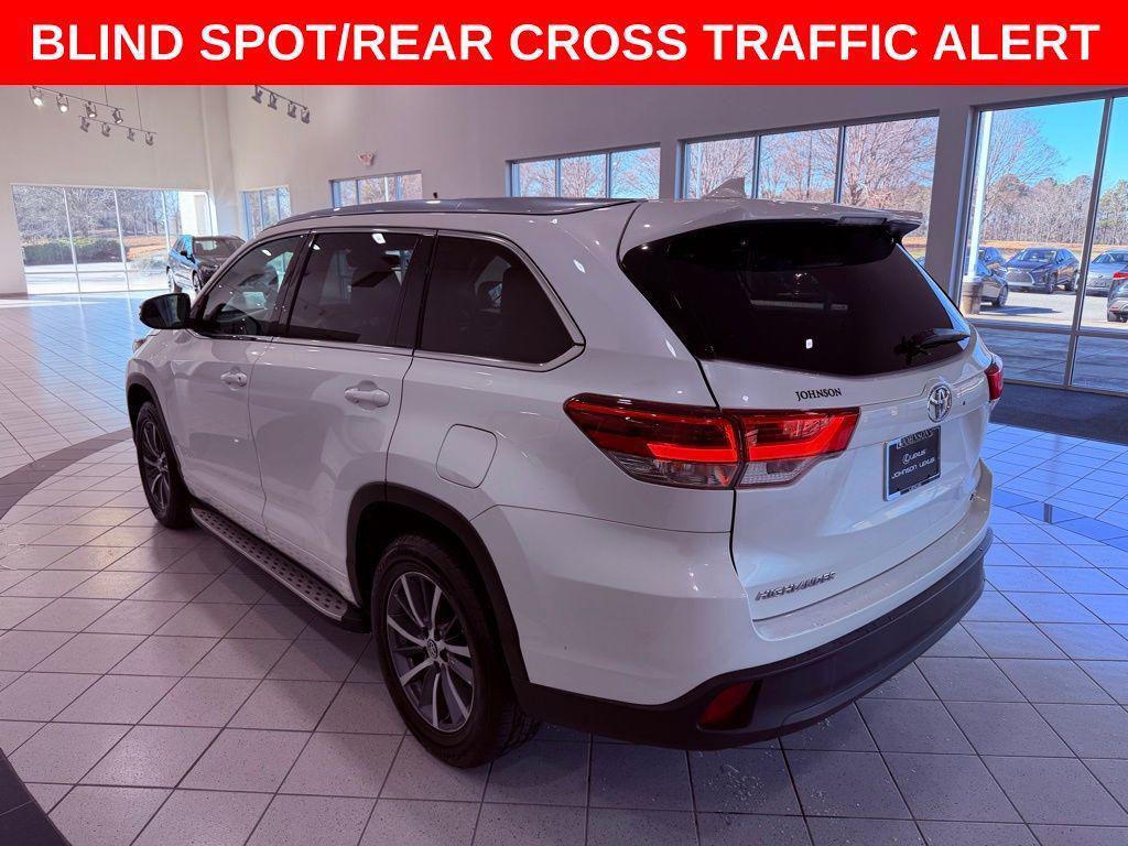 used 2018 Toyota Highlander car, priced at $19,888