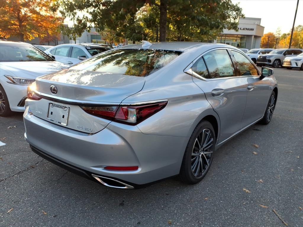 new 2025 Lexus ES 350 car, priced at $49,804